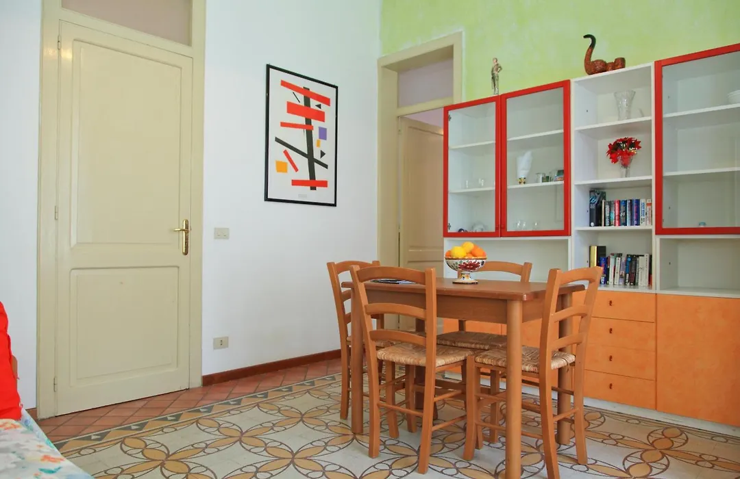 Garibaldi B&B-1