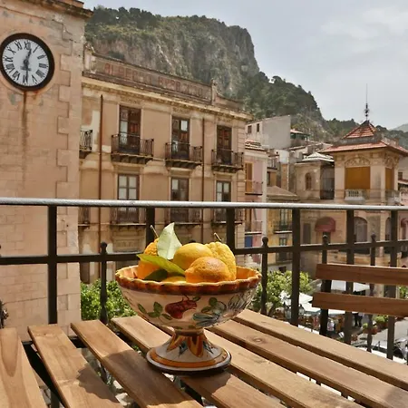 Garibaldi B&B-3